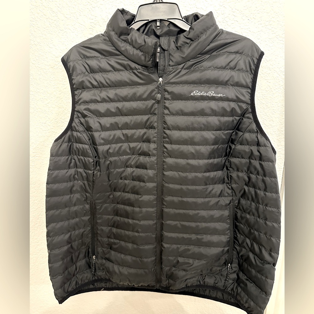 Eddie Bauer eb650 2 xl water resistance vest.